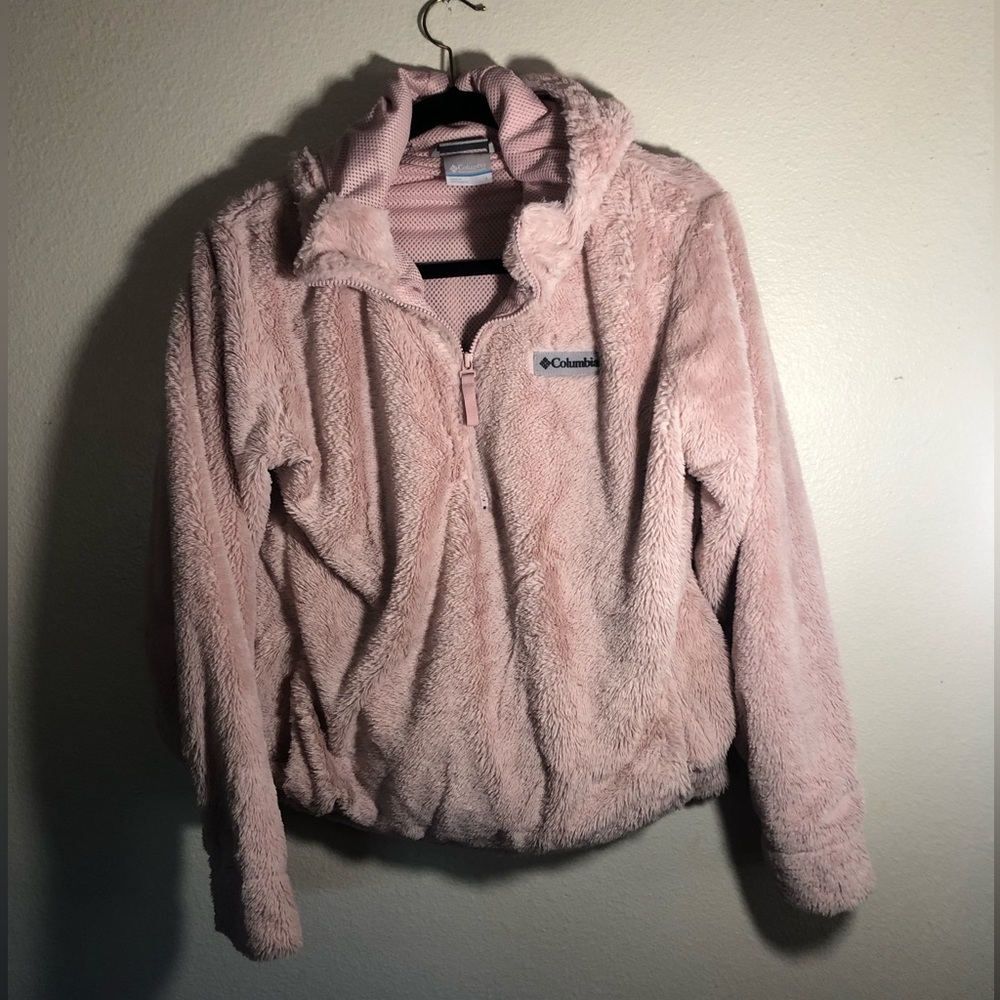 Columbia Fuzzy Hooded Pullover w/Kangaroo Pocket  Size Large